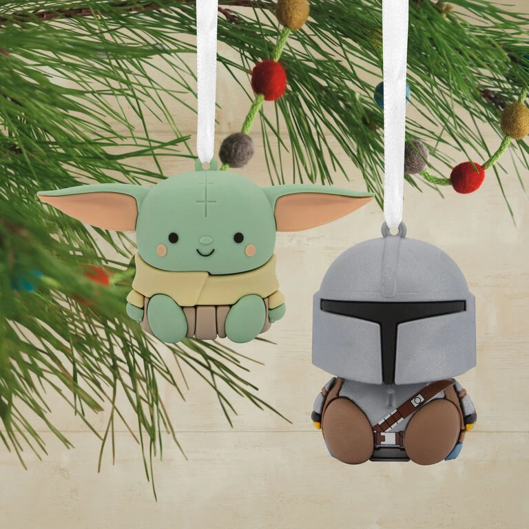 Better Together Star Wars: The Mandalorian™ And Grogu™ Magnetic Hallmark Ornaments, Set Of 2 4 Better Together Star Wars: The Mandalorian™ And Grogu™ Magnetic Hallmark Ornaments, Set Of 2 - Image 2