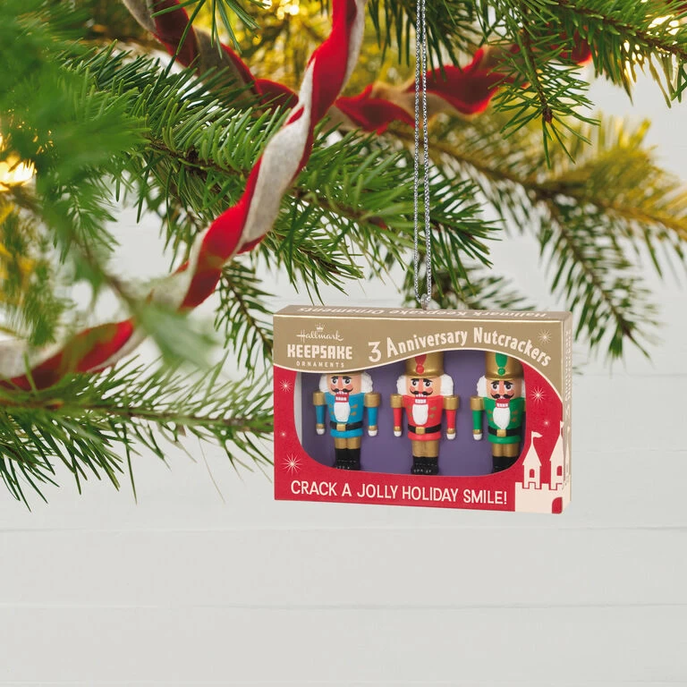 Hallmark Nifty Fifties Keepsake Ornaments Special Edition Ornament 4 Hallmark Nifty Fifties Keepsake Ornaments Special Edition Ornament - Image 2