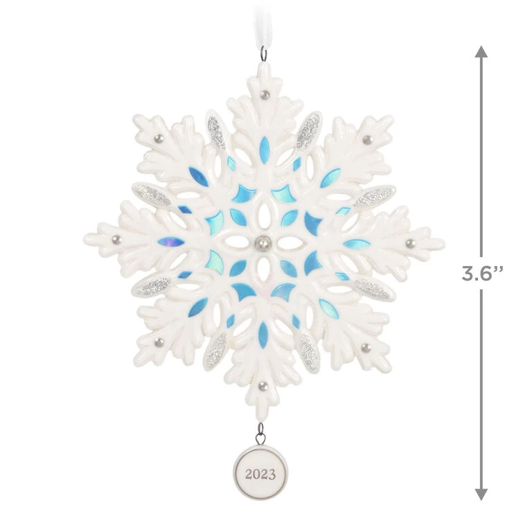 Hallmark Snowflake 2023 Porcelain Ornament 5 Hallmark Snowflake 2023 Porcelain Ornament - Image 3