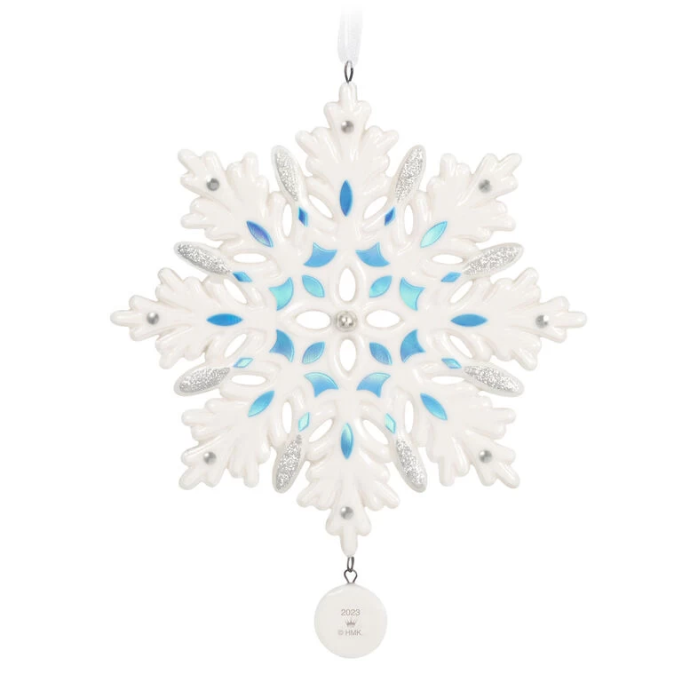 Hallmark Snowflake 2023 Porcelain Ornament 8 Hallmark Snowflake 2023 Porcelain Ornament - Image 6